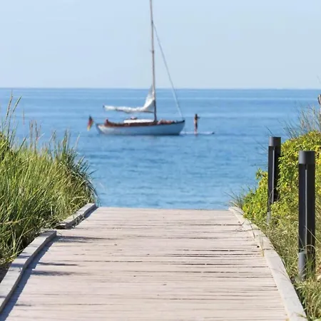 Beautiful In Robertsdorf With Garden Apartman