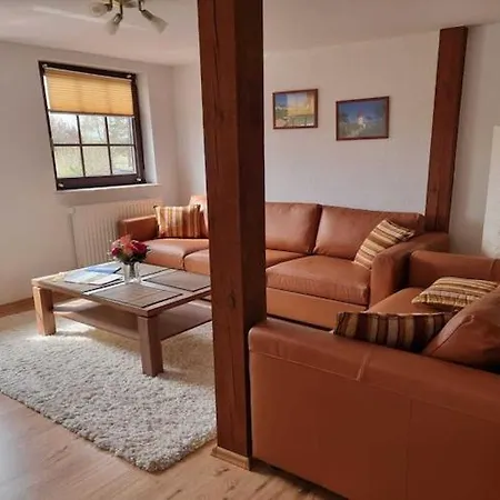 Beautiful In Robertsdorf With Garden *