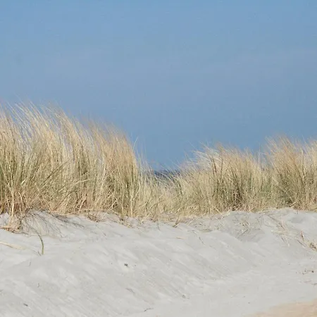 Beautiful In Robertsdorf With Garden Apartman