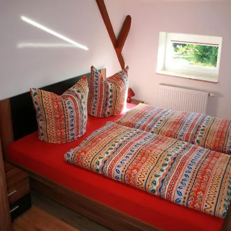 Apartamento Beautiful In Robertsdorf With Garden Blowatz